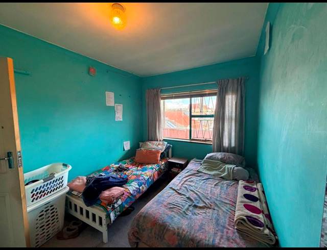 2 BEDROOM APARTMENT FOR SALE IN SYDENHAM